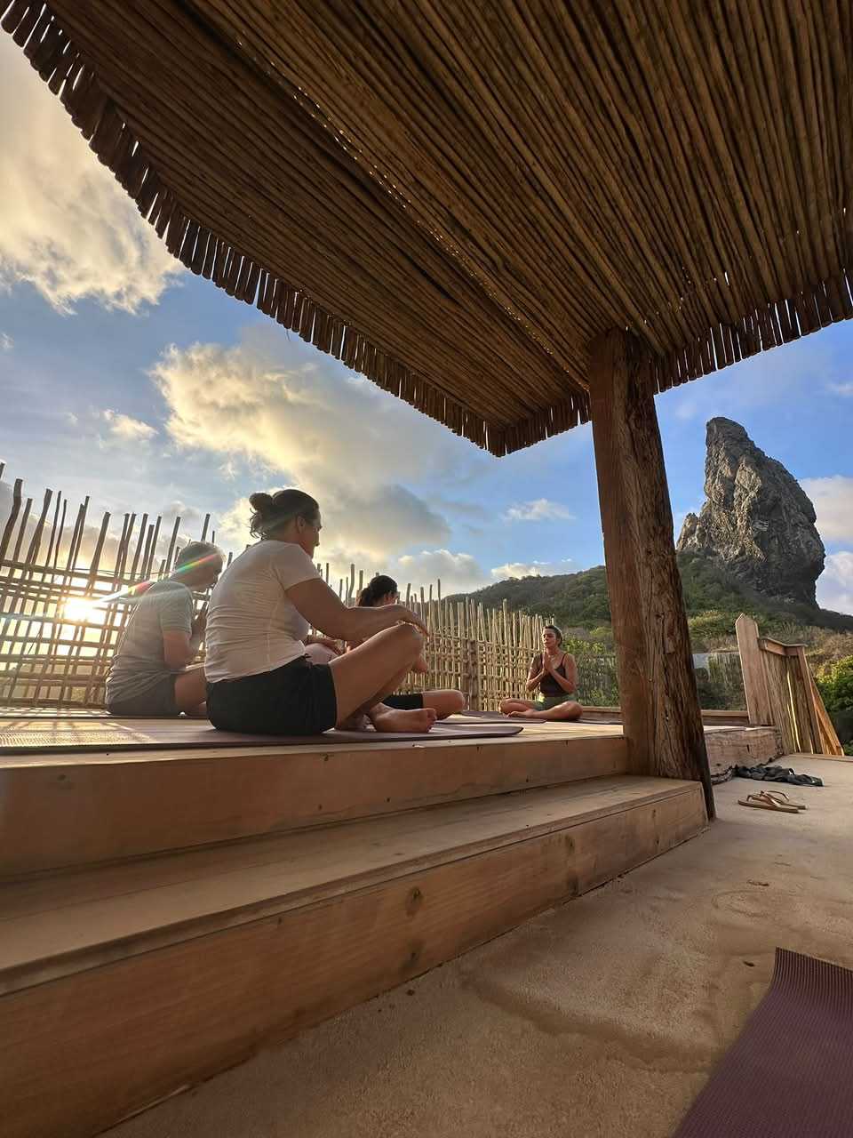 Trilhas em Fernando de Noronha: explore a ilha além das praias